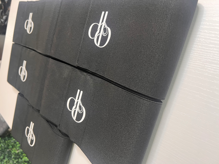 Signature Snatch collection